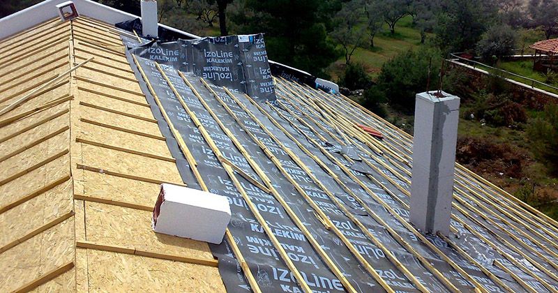 Evka-5 EPDM Kauçuk Çatı – OSB üzerine serilmiş nefes alan su yalıtım örtüsü ve çıtalama